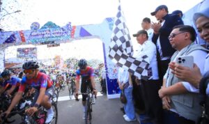 Gubernur Sumsel Lepas 1.863 Peserta Sriwijaya Ranau Gran Fondo 2025 Gubernur Sumsel Lepas 1.863 Peserta Sriwijaya Ranau Gran Fondo 2025