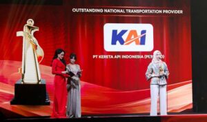 KAI Raih Penghargaan “Outstanding National Transportation Provider” Indonesia Kita Awards 2025